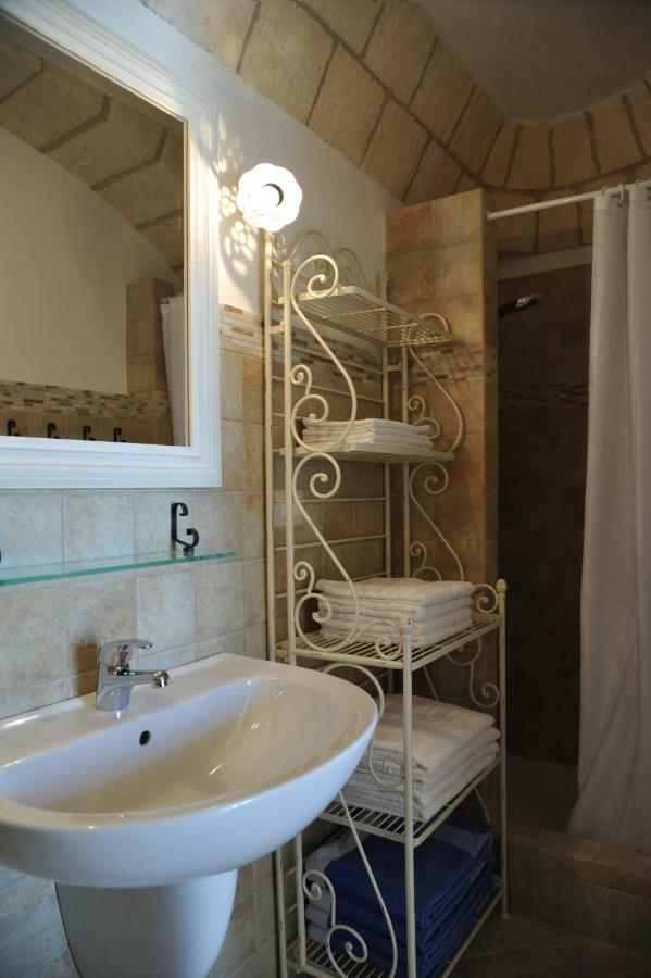 מרטינה פרנקה Trullo Delle Querce Suite Private Pool מראה חיצוני תמונה