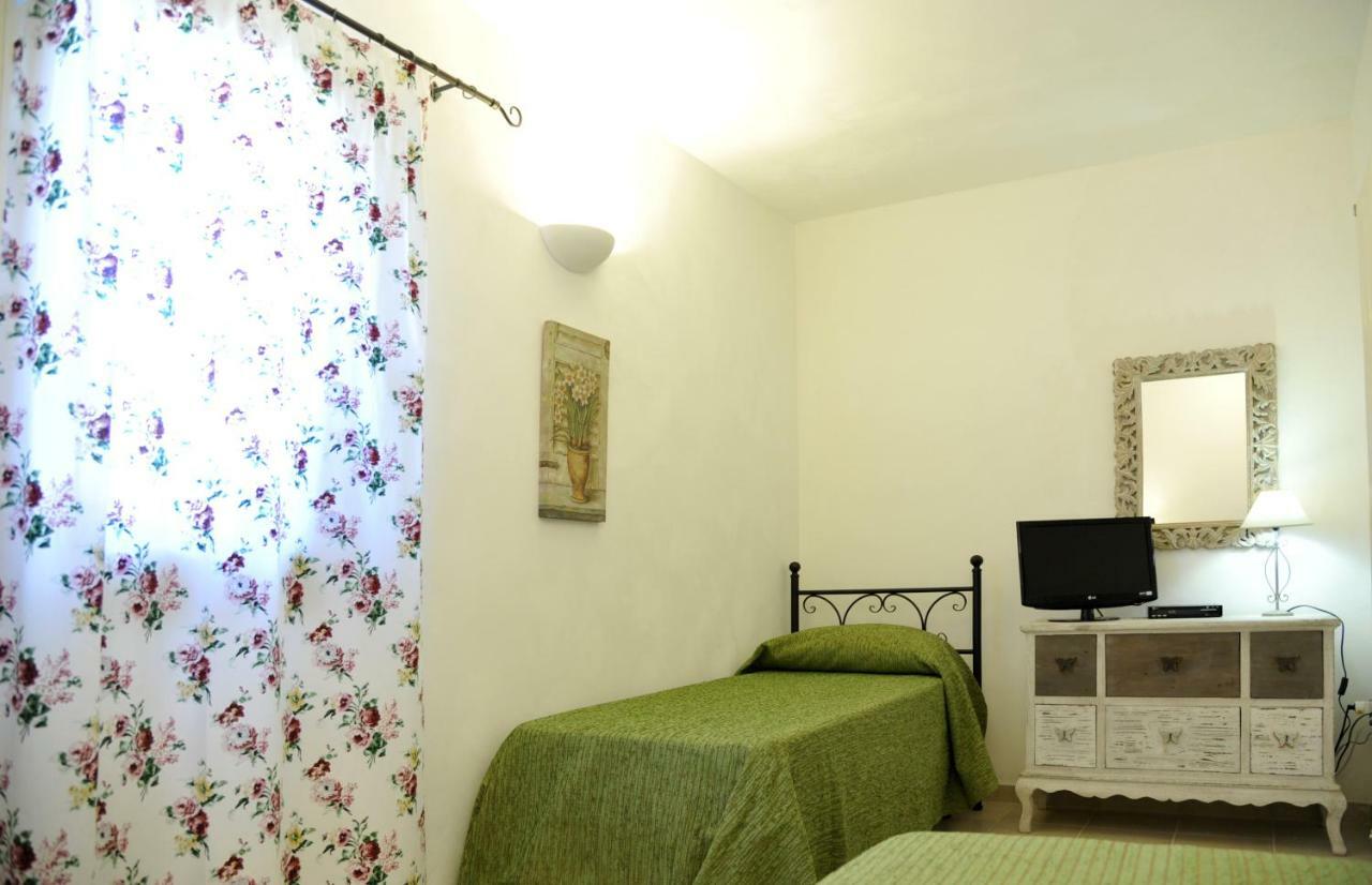מרטינה פרנקה Trullo Delle Querce Suite Private Pool מראה חיצוני תמונה